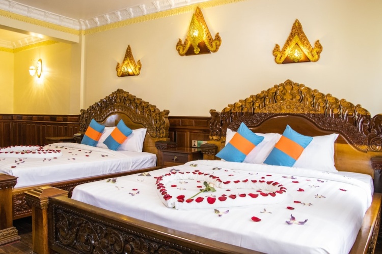 Deluxe Double room with city view