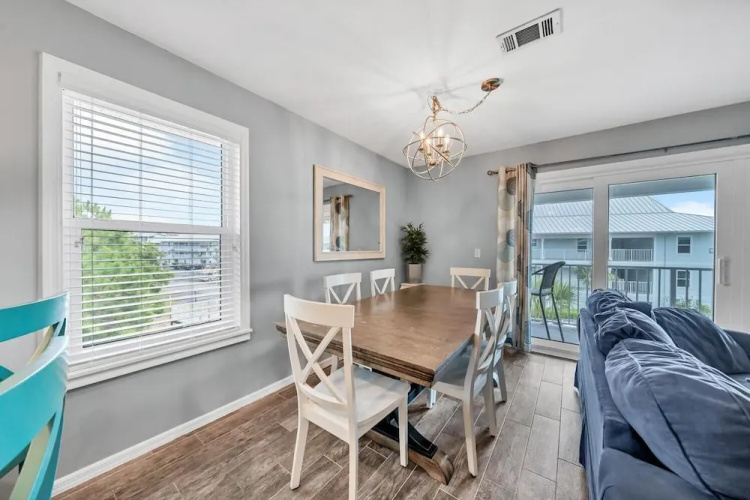 Beachside Villas 933