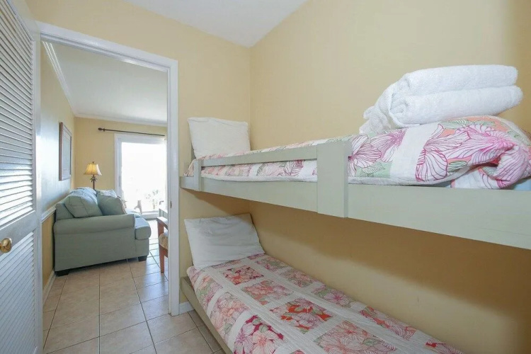 318 Breakers - 1 Br Villa