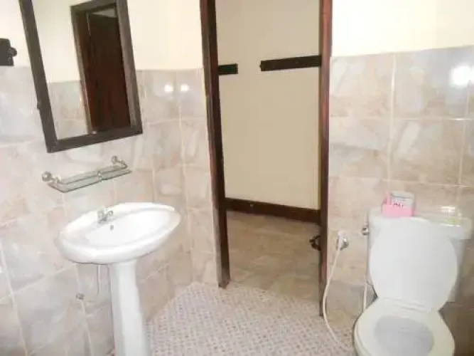Thony 2 Guesthouse