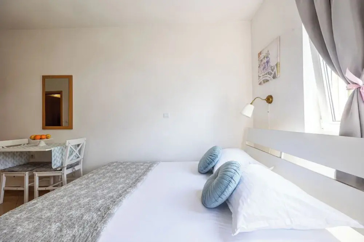 Apartments Seaview