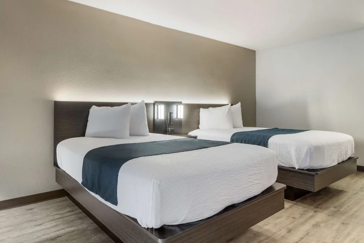 Deluxe Quadruple room