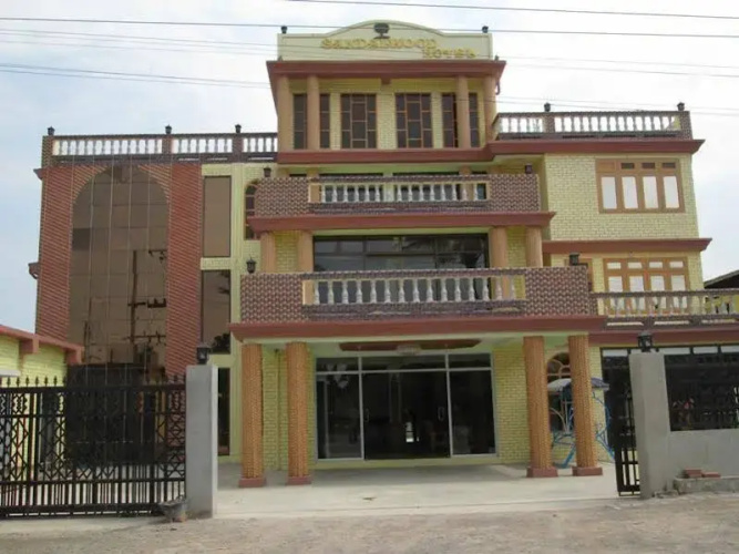Sandalwood Hotel