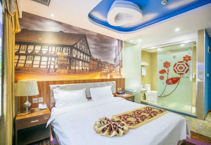 Huaxiang Shengshi Hotel