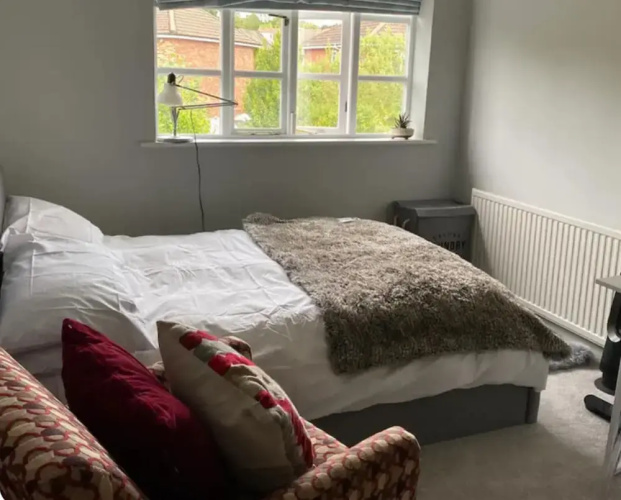 Luxury Central Hale Living