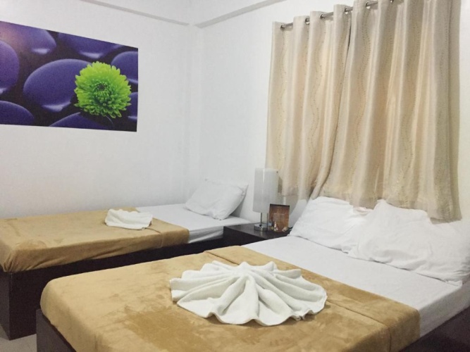 Standard Triple room