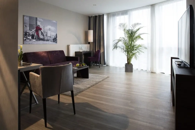 Single Suite with view