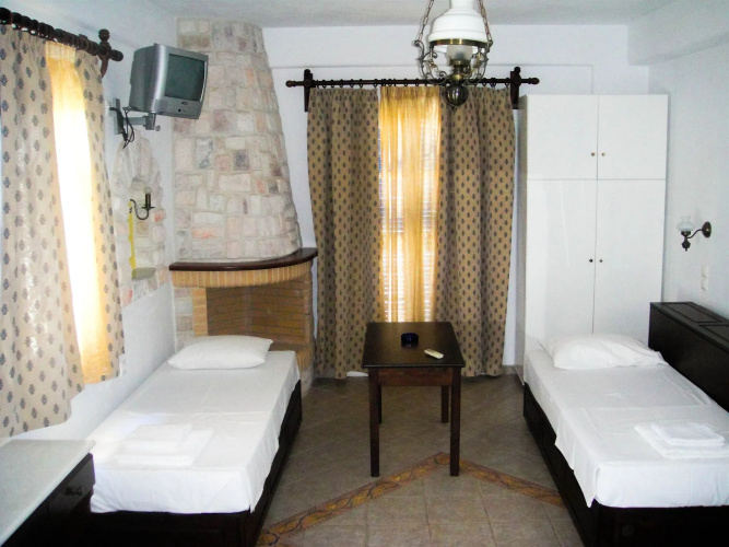 Maistrali Studios & Apartments