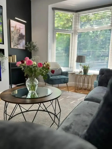 Beautiful 4 Bed House in Sheffield