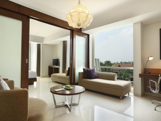 Premier Single Suite