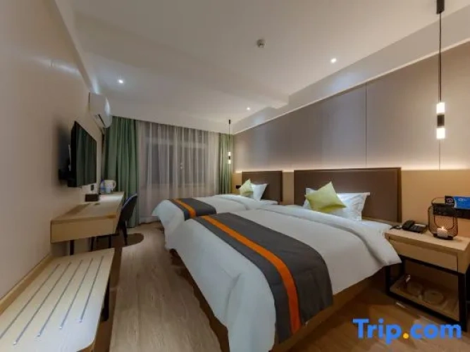 Superior Sextuple room
