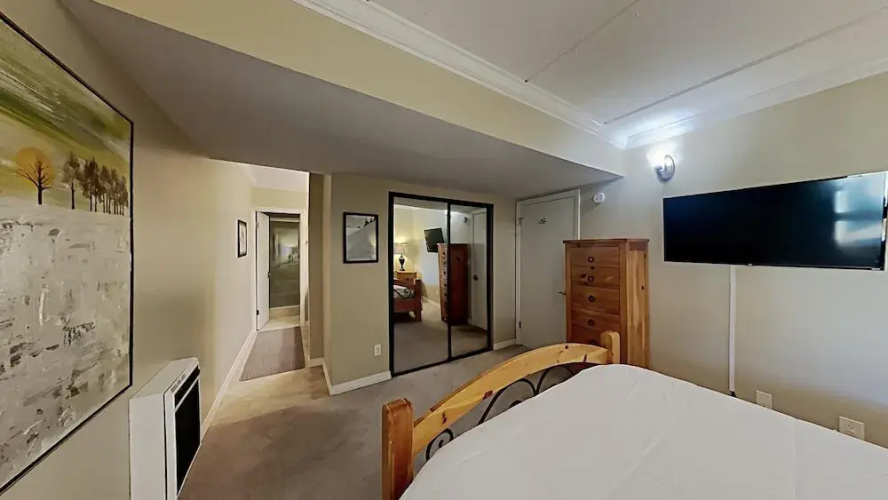310 3 Bedroom Condo