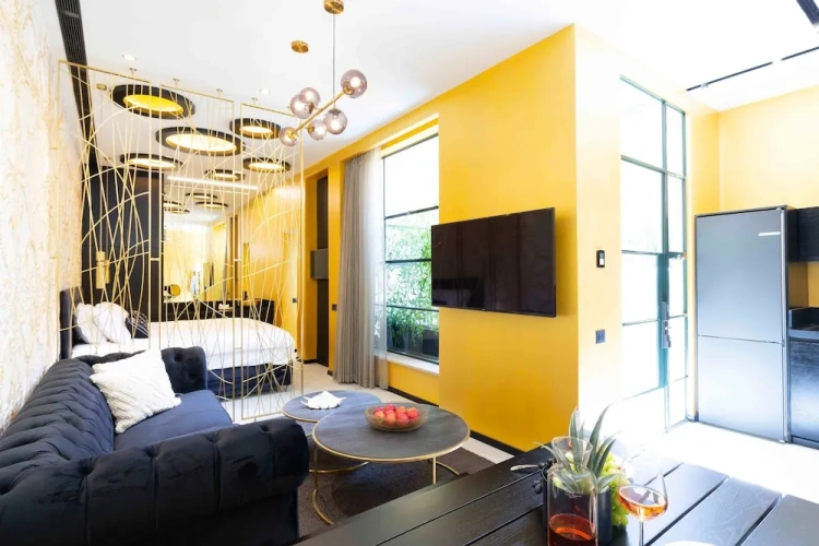 Superior Apartment