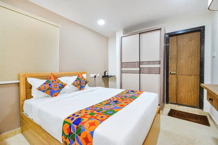 Fabhotel Seri