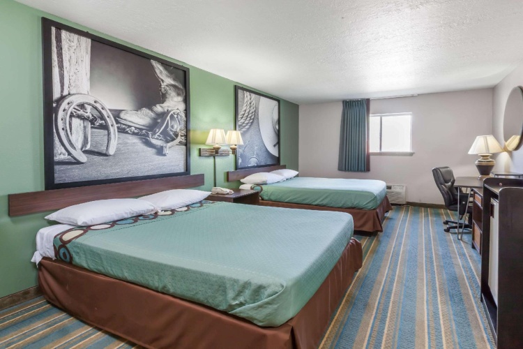 Standard Quadruple room