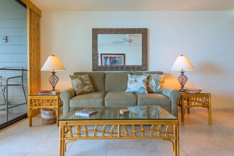 Kahana Reef 402 by RedAwning