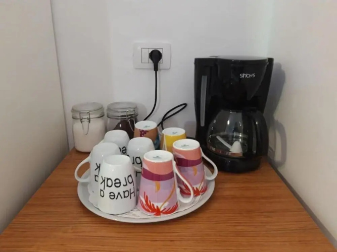 2 Bed Apt Sleeps 6 -balcony - 5-mins From Seaside