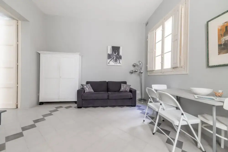 Charming Spacious 3BR Apartment