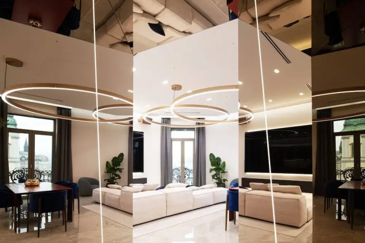 Luxury Penthouse In Downtown