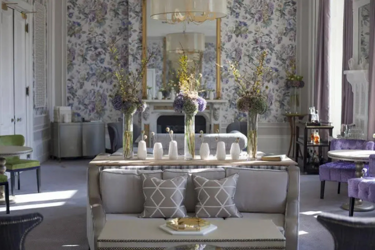 Hampton Manor