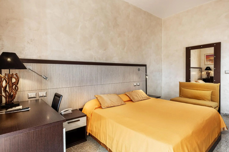 Hotel Minerva