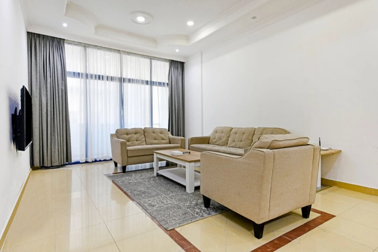 OYO 121 Ramiya Plaza