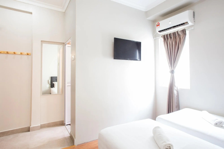 Moment Hotel