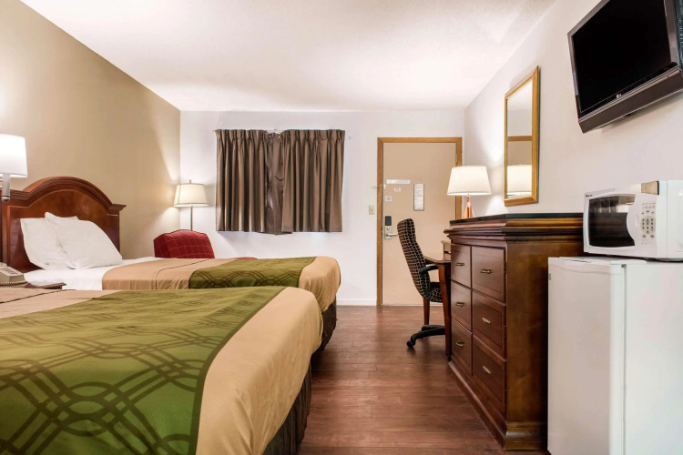Econo Lodge Holland - Toledo