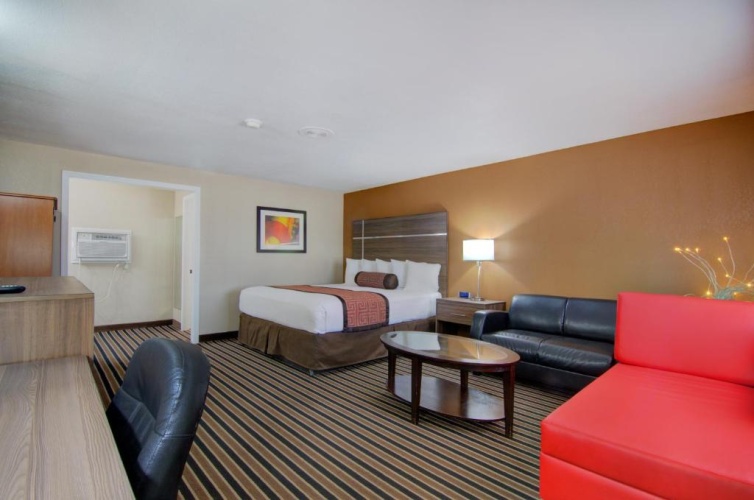 Deluxe Double Suite
