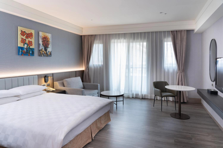 Eda Skylark Hotel