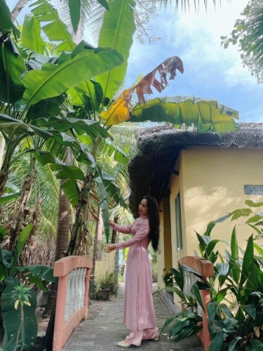 Villa with garden view