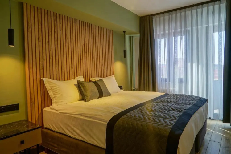 Polek Hotel