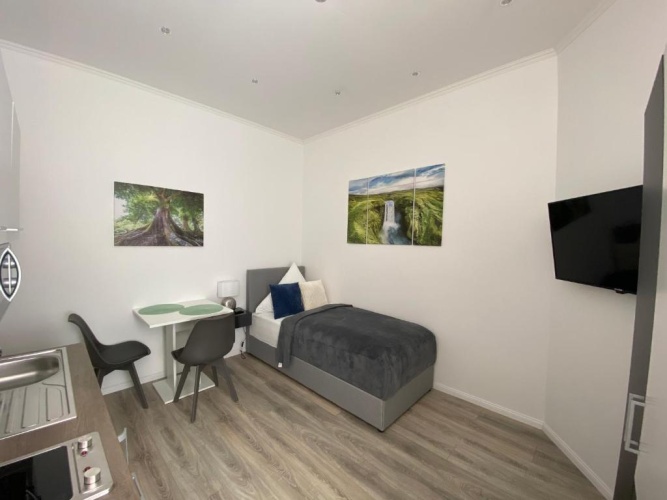 1 Bedroom Apartment