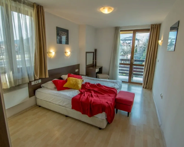 1 Bedroom Apartment with balcony