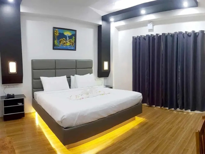 Dream Hotel