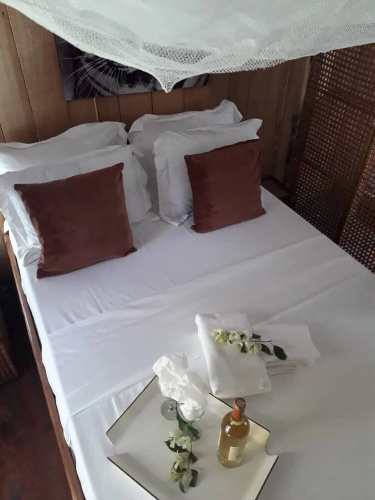 Oveng Lodge