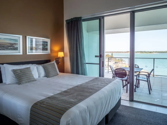 1 Bedroom Executive Suite