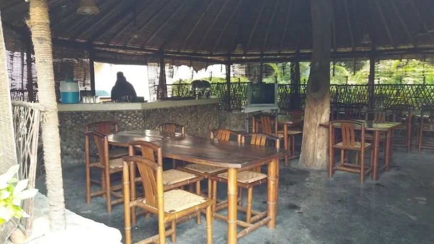 Vanya River Lodge