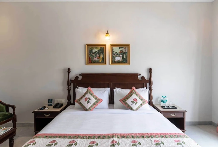 Superior room