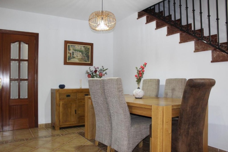 3 Bedrooms Cottage