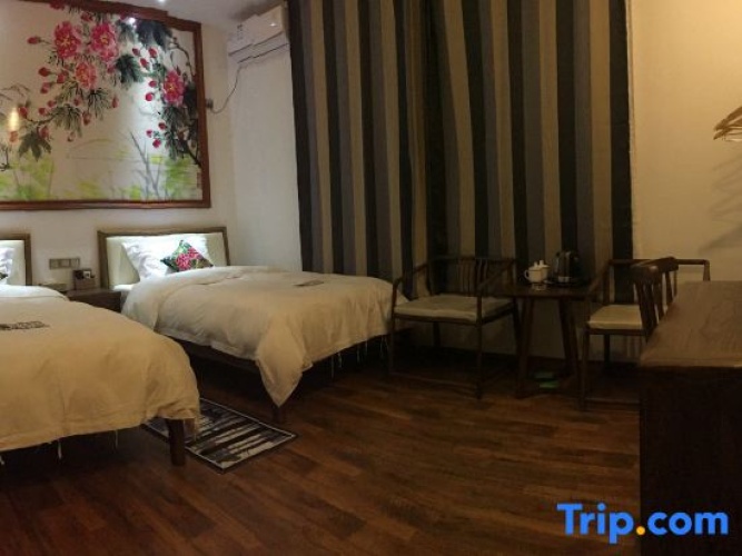 Single Suite with balcony
