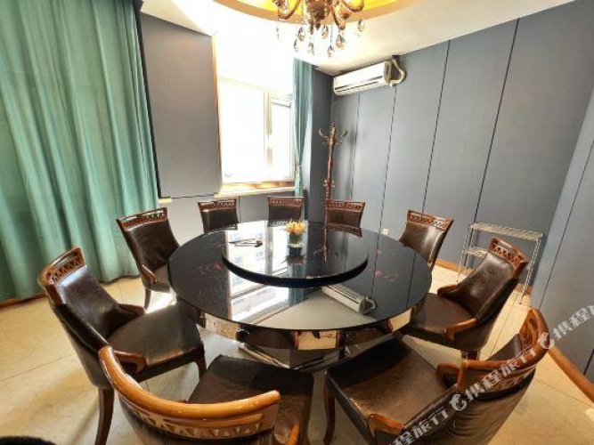 Deluxe Double Suite