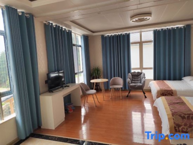 Standard Family room