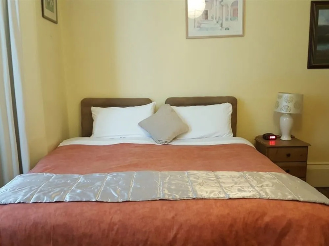 Albany Guest House