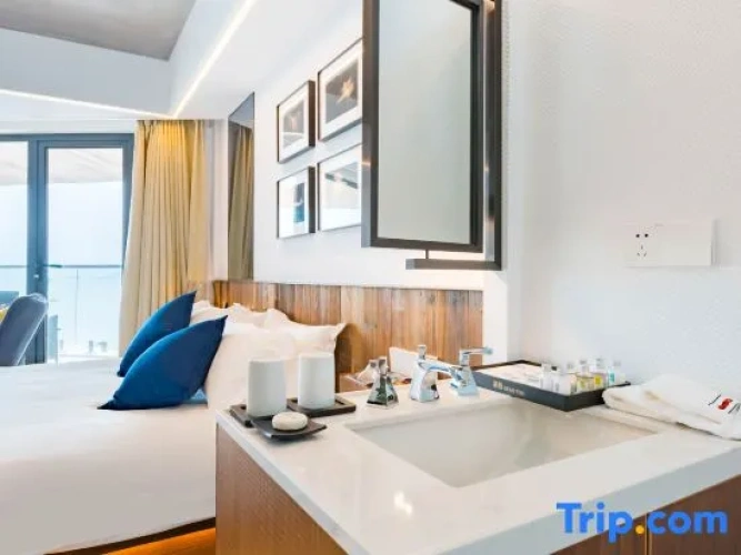 Standard Double room with balcony and with sea view