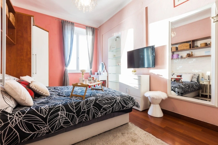3 Bedrooms Apartment