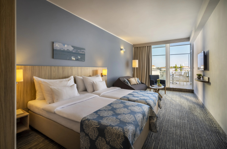 Isabella Island Hotel & Villas