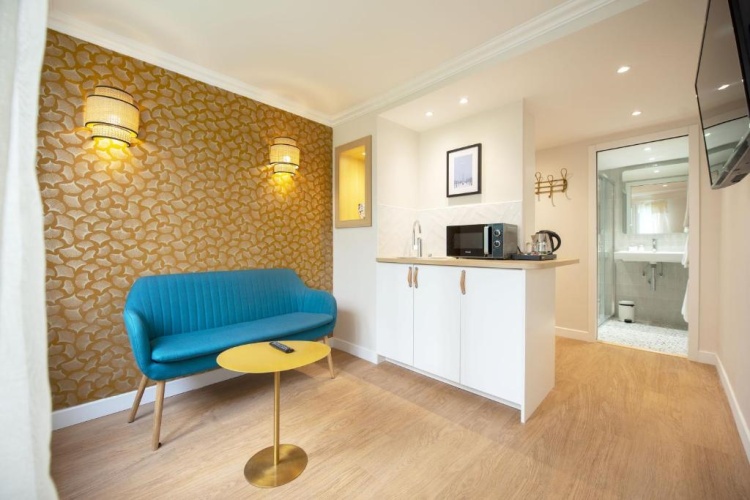 1 Bedroom Apartment