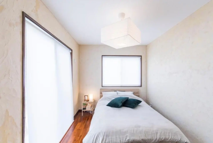 3 Bedrooms Apartment