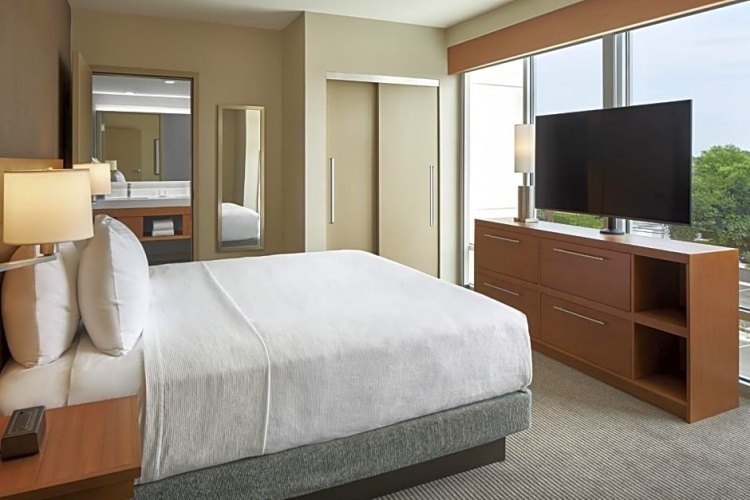 1 Bedroom Double Suite